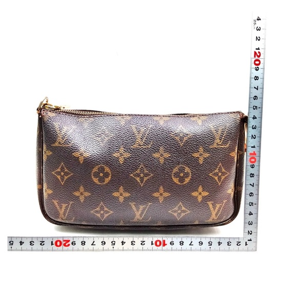 Louis Vuitton Pochette Accessoires Monogram - Picture 2 of 11